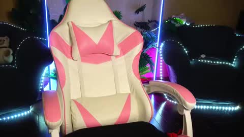 anita_von online show from 10-21-25, 04:13