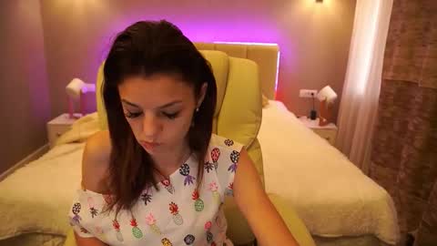 Snapshot of anitabambie chatting on 09-18-25, 05:53 Anita online show from 09-18-25, 05:53