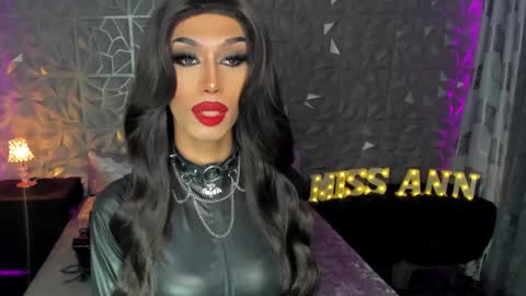 Snapshot of anitacruisze chatting on 01-18-25, 12:57 Miss Ann online show from 01-18-25, 12:57