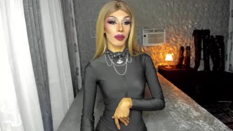 Snapshot of anitacruisze chatting on 02-16-25, 10:54 Miss Ann online show from 02-16-25, 10:54