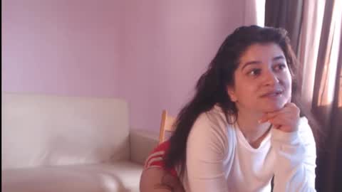 Snapshot of anittac14 chatting on 09-22-25, 02:19 Anitta online show from 09-22-25, 02:19