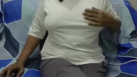 anjali_dogra786 online show from 10-01-25, 06:47