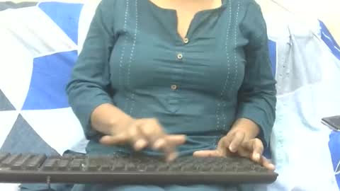 anjali_dogra786 online show from 10-02-25, 08:10