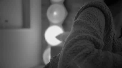 Anje online show from 10-16-25, 04:19