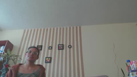 Snapshot of anmaadler chatting on 12-01-25, 08:47 Anma Adler online show from 12-01-25, 08:47
