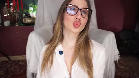 Ann online show from 10-17-25, 02:19