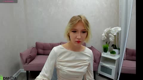 Snapshot of ann_garcia chatting on 02-23-26, 12:41 ann online show from 02-23-26, 12:41