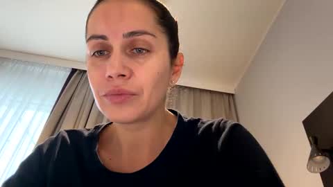 Snapshot of anna___25 chatting on 11-08-25, 07:41 Anna online show from 11-08-25, 07:41