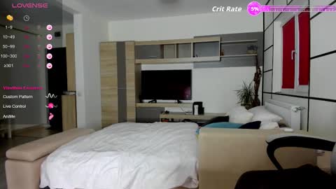 Snapshot of anna___25 chatting on 11-26-25, 07:04 Anna online show from 11-26-25, 07:04