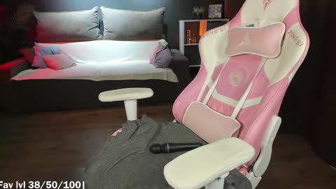 Snapshot of anna_belle3 chatting on 03-07-25, 06:02 AnnaThe next stream is tomorrow online show from 03-07-25, 06:02