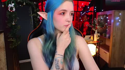 Violett online show from 12-17-24, 04:43