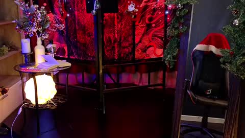 Violett online show from 12-20-24, 08:12