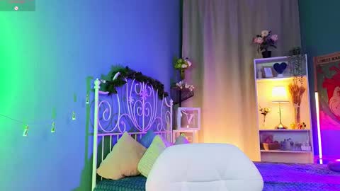 Violett online show from 01-09-25, 04:28