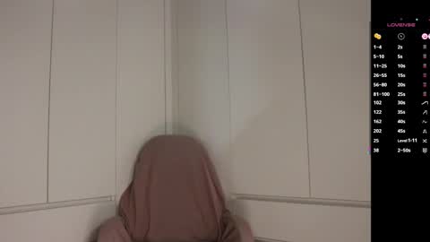 Anna  online show from 02-10-25, 08:20