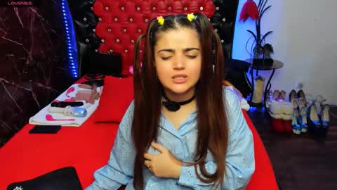 Snapshot of anna_lwice chatting on 09-27-25, 10:26 Ana   online show from 09-27-25, 10:26