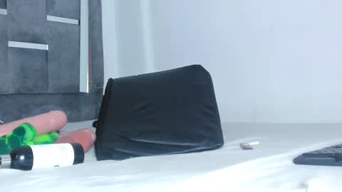 Snapshot of anna_sex_m chatting on 09-23-25, 11:24 anna_sex_m online show from 09-23-25, 11:24