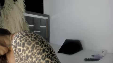 Snapshot of anna_sex_m chatting on 10-18-25, 11:11 anna_sex_m online show from 10-18-25, 11:11