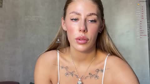 Snapshot of anna_ssweety chatting on 09-09-25, 08:47 Anna fansly anna sssweety online show from 09-09-25, 08:47