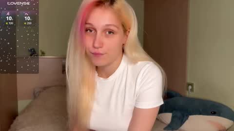 Annabel online show from 09-13-25, 11:10