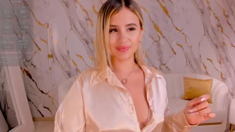 Anna Brooks  online show from 02-03-25, 10:54