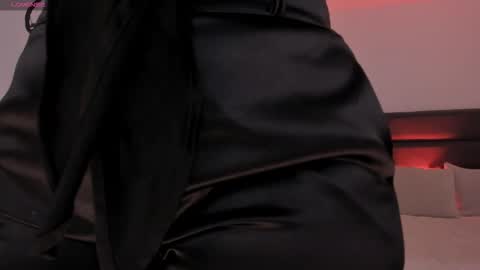 Anna Brooks  online show from 12-21-25, 11:12