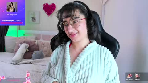 Snapshot of annadu011 chatting on 01-09-25, 06:26 Annadu011 online show from 01-09-25, 06:26