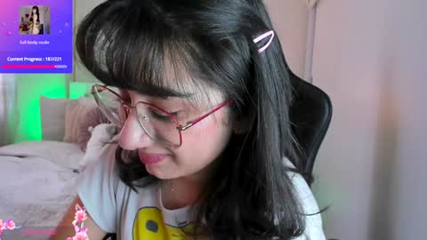 Snapshot of annadu011 chatting on 01-10-25, 05:13 Annadu011 online show from 01-10-25, 05:13