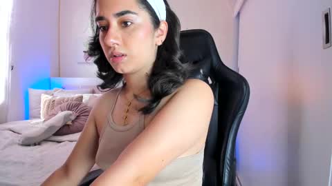 Snapshot of annadu011 chatting on 02-10-25, 02:59 Annadu011 online show from 02-10-25, 02:59