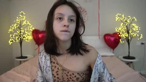 Snapshot of annaelys chatting on 02-17-25, 11:55 Anna online show from 02-17-25, 11:55