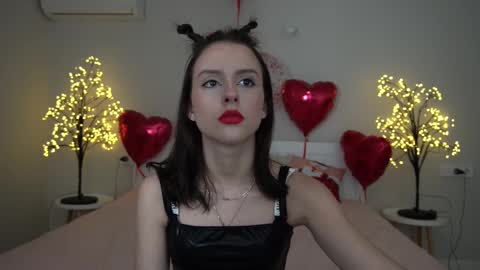 Snapshot of annaelys chatting on 02-21-25, 11:21 Anna online show from 02-21-25, 11:21