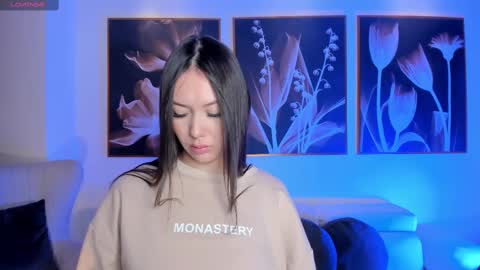 annahoffman_ online show from 10-16-25, 01:12