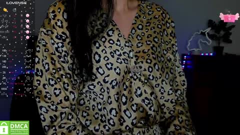 Snapshot of annakillian_kiss chatting on 02-08-25, 09:35 Anna online show from 02-08-25, 09:35