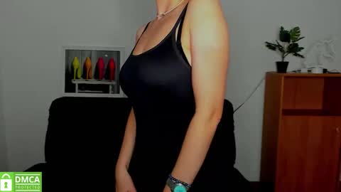 Snapshot of annakillian_kiss chatting on 09-15-25, 05:29 Anna online show from 09-15-25, 05:29