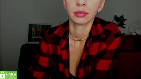 Snapshot of annakillian_kiss chatting on 10-02-25, 05:58 Anna online show from 10-02-25, 05:58