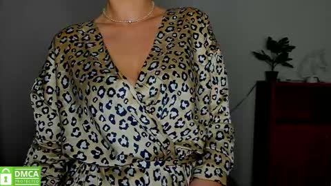 Snapshot of annakillian_kiss chatting on 10-05-25, 05:28 Anna online show from 10-05-25, 05:28