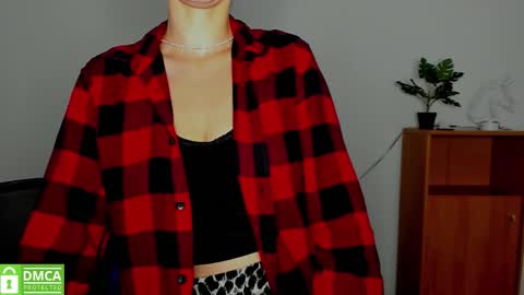 Snapshot of annakillian_kiss chatting on 10-16-25, 05:52 Anna online show from 10-16-25, 05:52