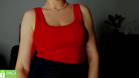 Snapshot of annakillian_kiss chatting on 11-30-25, 06:28 Anna online show from 11-30-25, 06:28