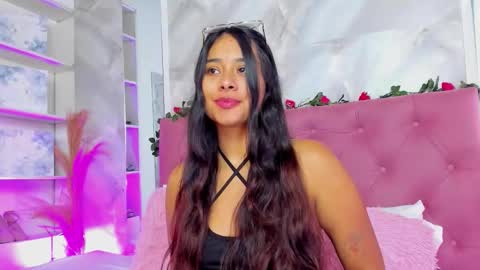 Anna online show from 10-22-25, 04:40