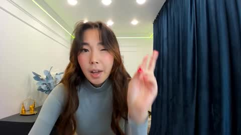 Anna online show from 10-05-25, 07:12