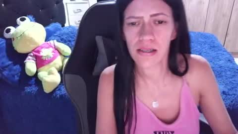 Snapshot of annastasia_rousse chatting on 08-06-26, 04:58 Anastasiia online show from 08-06-26, 04:58