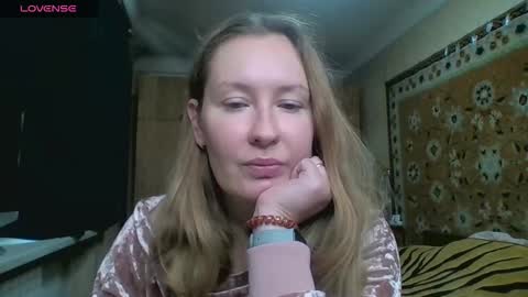 AnnaXLovers online show from 10-15-25, 09:42