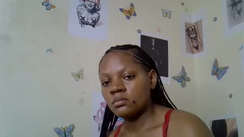 Snapshot of anne_brownie chatting on 02-02-26, 02:05 Anne brownie online show from 02-02-26, 02:05