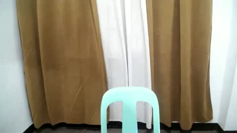 Snapshot of anne_chanelx chatting on 11-27-25, 04:47 anne_chanelx online show from 11-27-25, 04:47