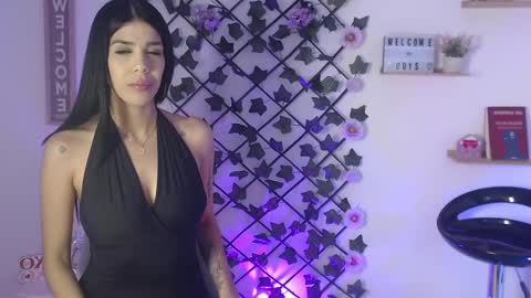 Anne  online show from 02-07-25, 08:33