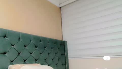       online show from 02-04-25, 11:38