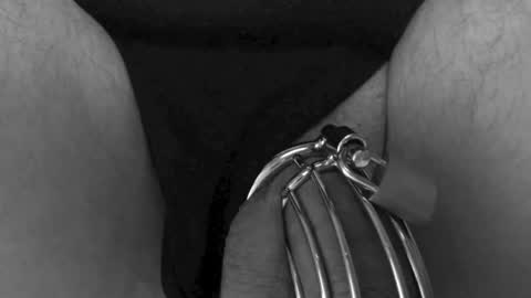 Snapshot of anne_of_enna chatting on 01-01-25, 10:21 E online show from 01-01-25, 10:21