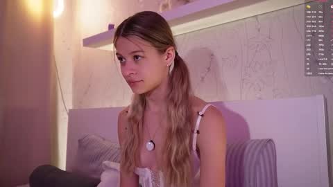 Anne online show from 09-27-25, 07:19