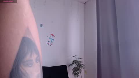 Snapshot of anni_wine___ chatting on 12-09-24, 07:18 ANNI online show from 12-09-24, 07:18