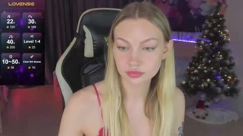 Snapshot of annie69kiss chatting on 02-13-25, 06:52 Annie online show from 02-13-25, 06:52