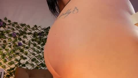 annie_barozzi online show from 01-24-25, 02:51